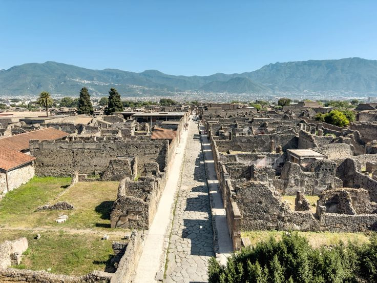 Pompeii, Sorrento & Amalfi