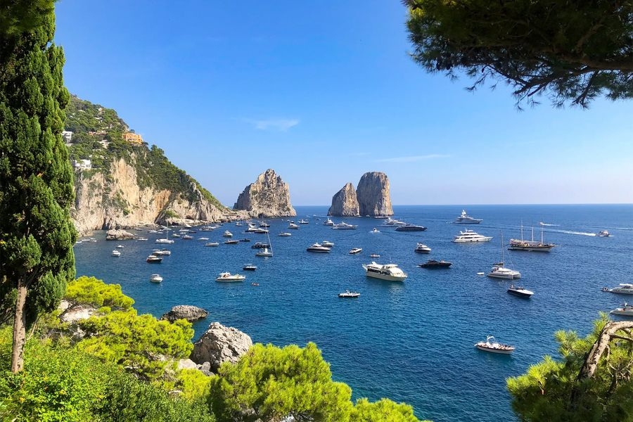Capri, Sorrento & Pompeii